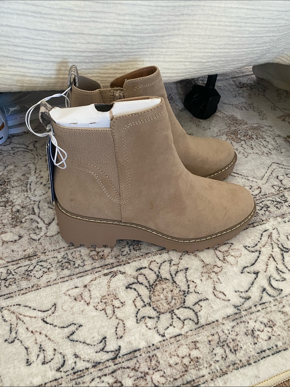 Wedge shoes